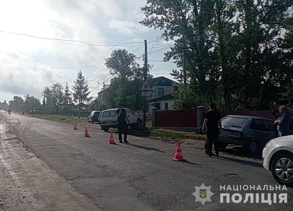 Легковика відкинуло на водія: на Вінниччині поліція розслідує обставини смертельної ДТП