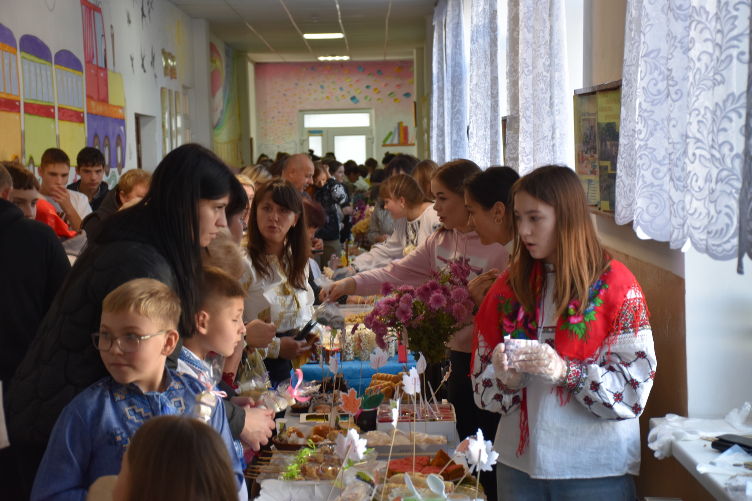 У школах Стрижавської громади провели благодійні ярмарки на підтримку ЗСУ