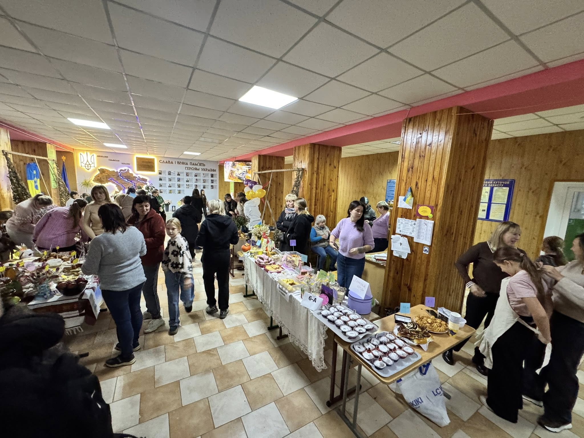 У школах Стрижавської громади провели благодійні ярмарки на підтримку ЗСУ