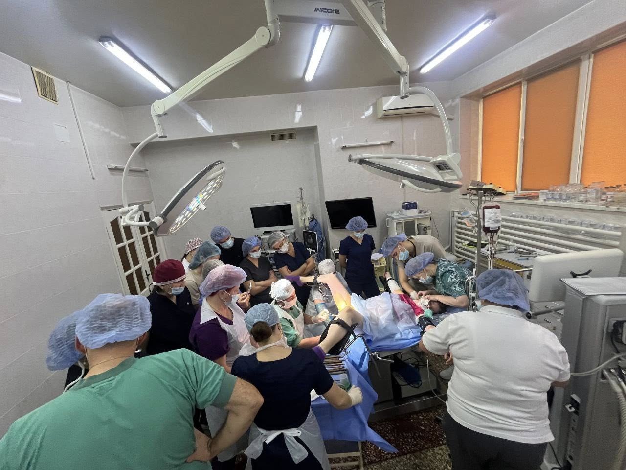 Вінницькі хірурги врятували молоду маму