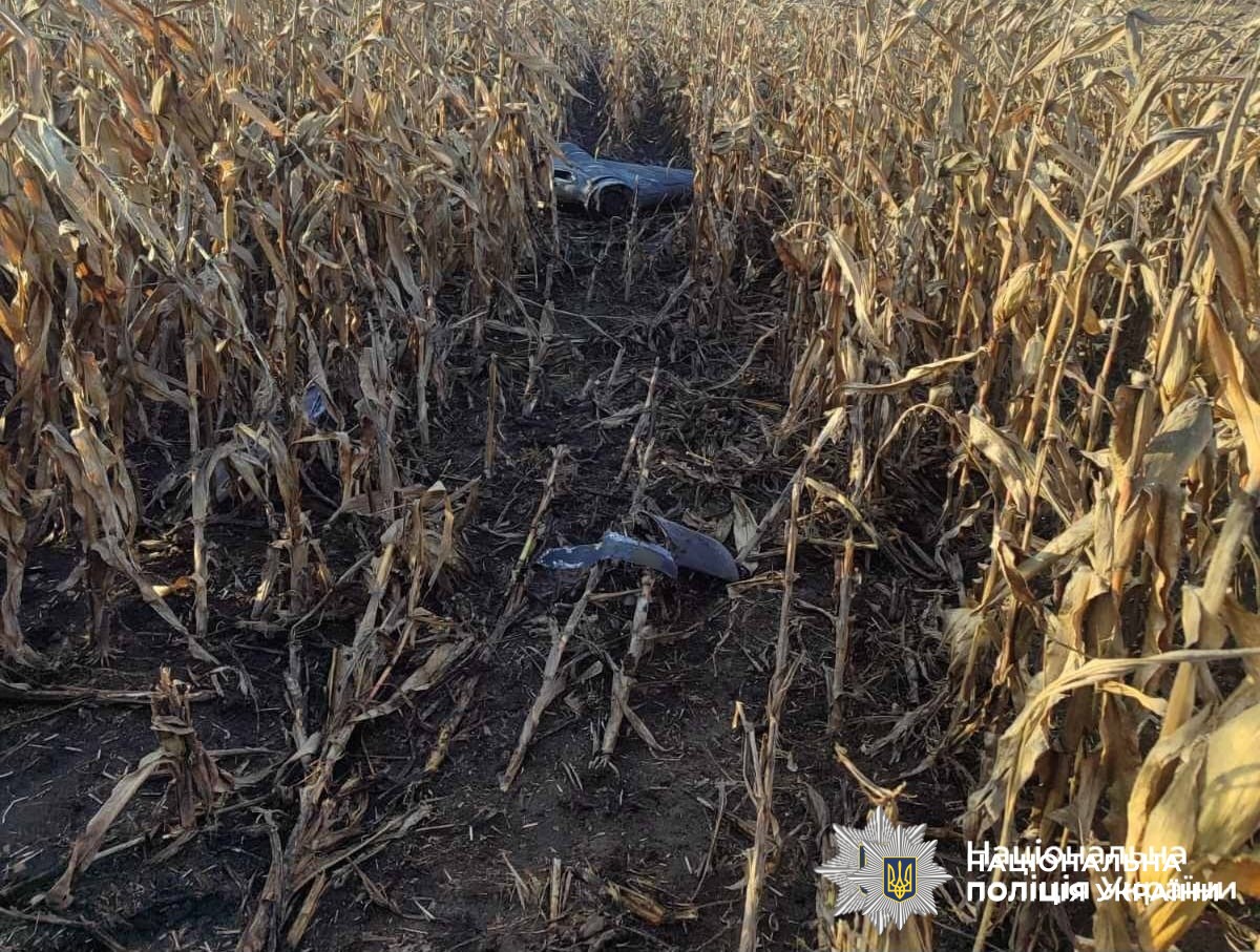 Під час збору врожаю вінницькі аграрії виявили уламки ворожих БпЛА та ракет