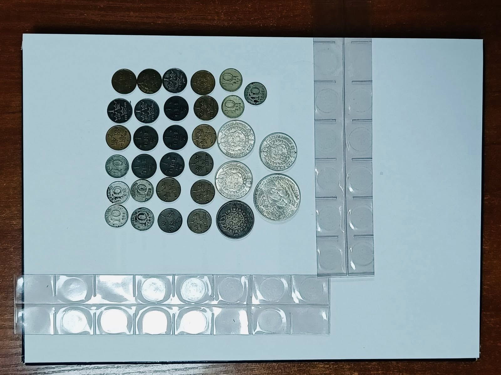 Вінницькі митники запобігли вивезенню з України рідкісних монет