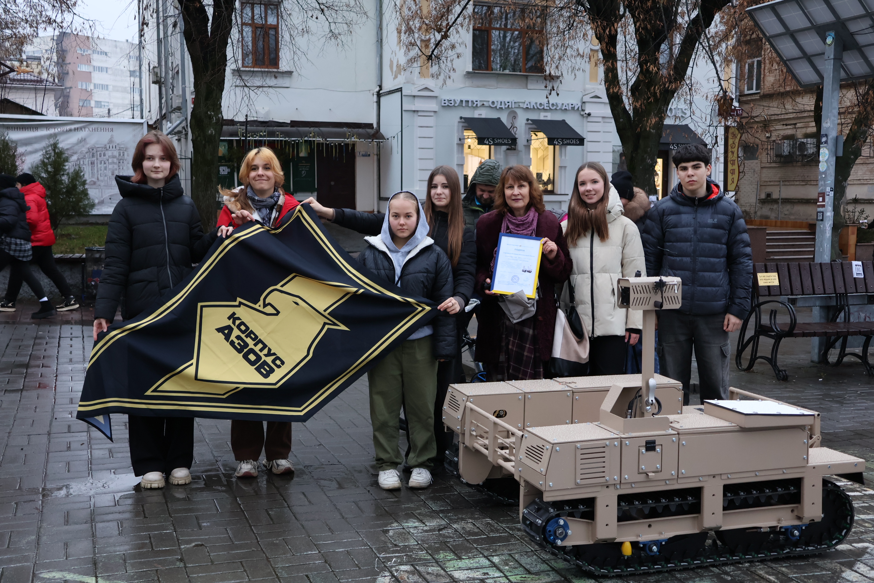 У Вінниці передали нацгвардійцям платформу «TerMIT», придбану завдяки збору кришечок