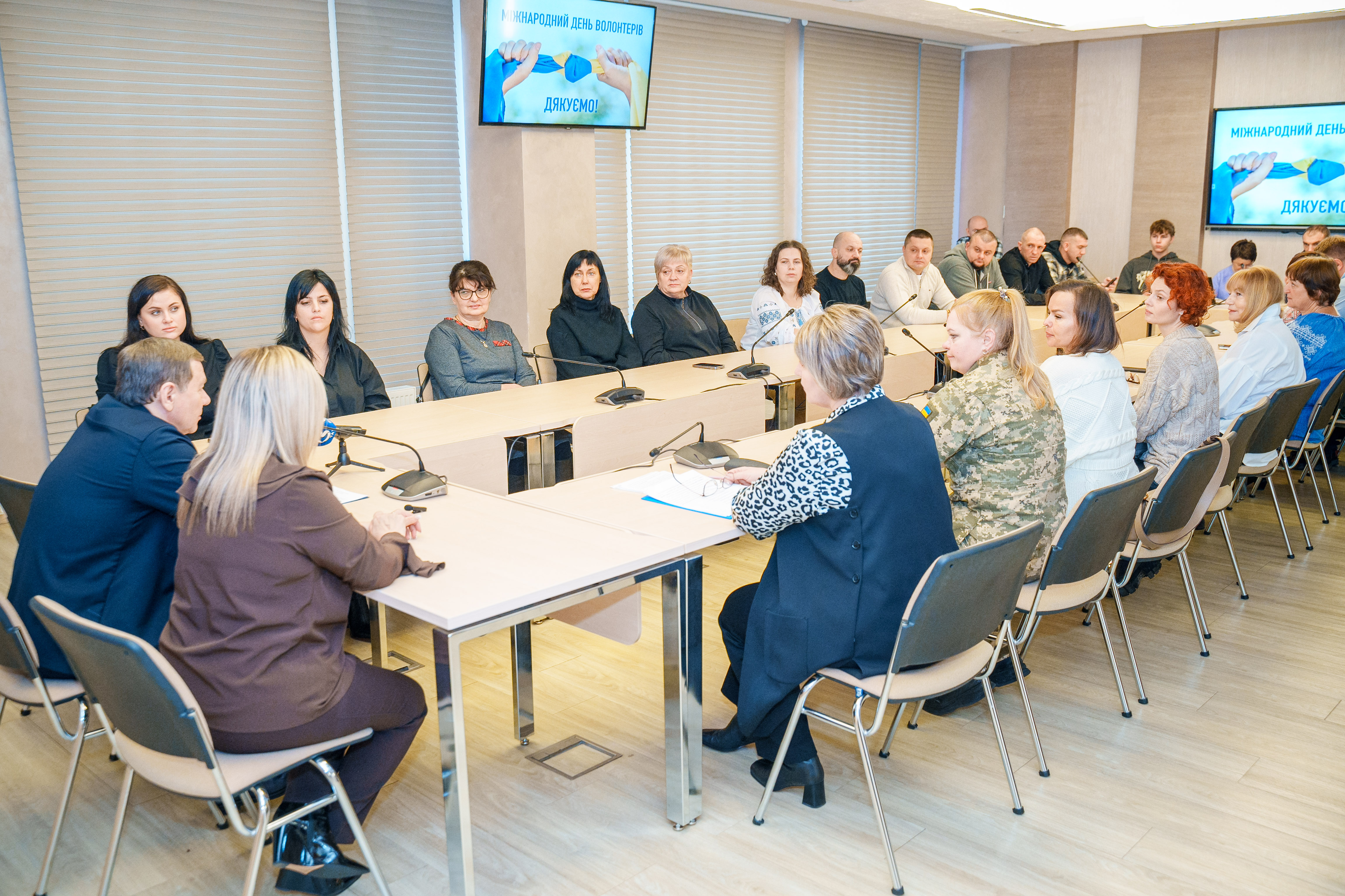 У Вінницькій міській раді відзначили волонтерів громади