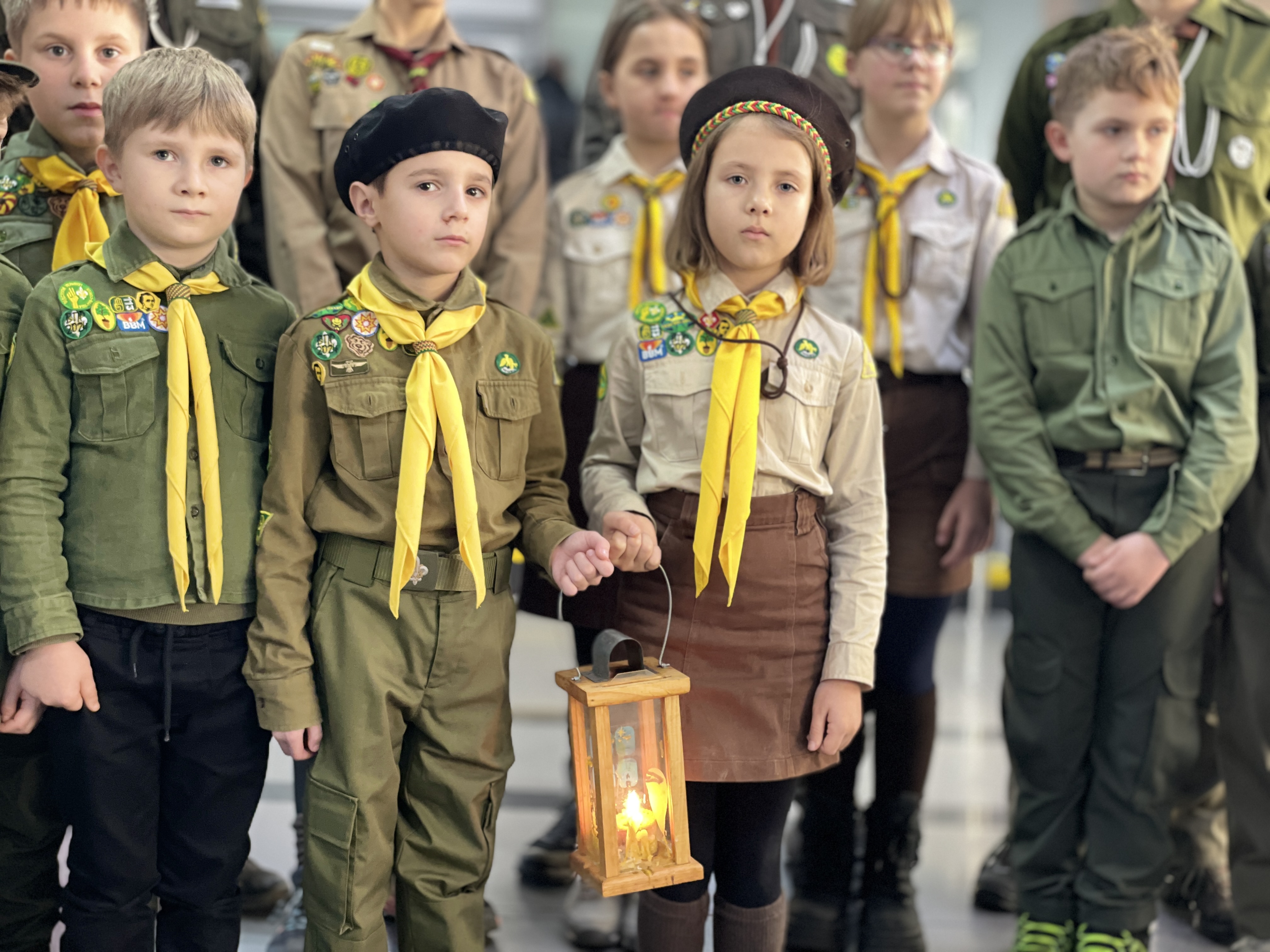 Лампадку з Вифлеємським вогнем Миру розмістили у Вінницькій міській раді