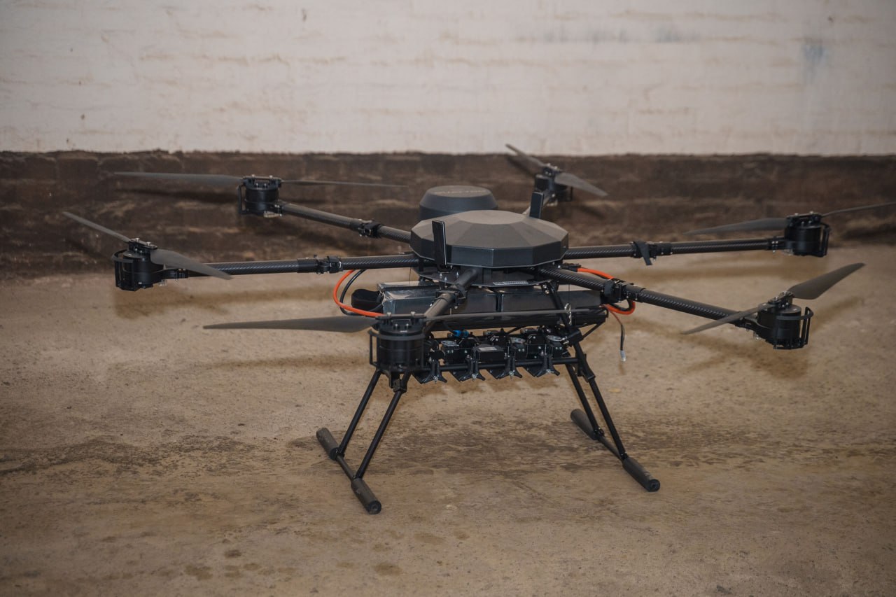 Вінницька громада передала нацгвардійцям безпілотні авіаційні комплекси та квадрокоптери Matrice