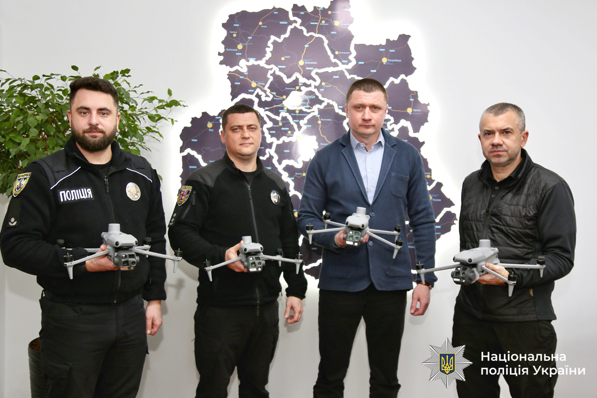 У Вінниці бійцям поліції особливого призначення (Стрілецький) передали дрони
