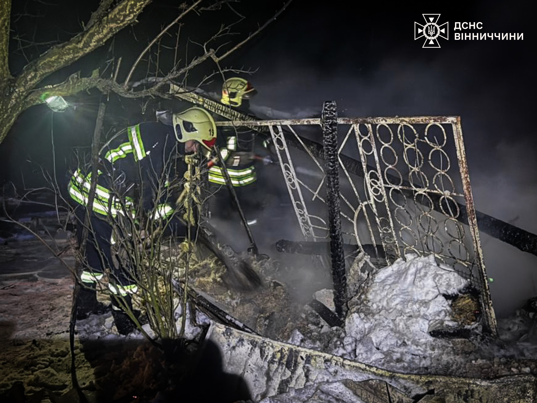 На Вінниччині горіла котельня дитячого садочку та вагончик на території шиномонтажу