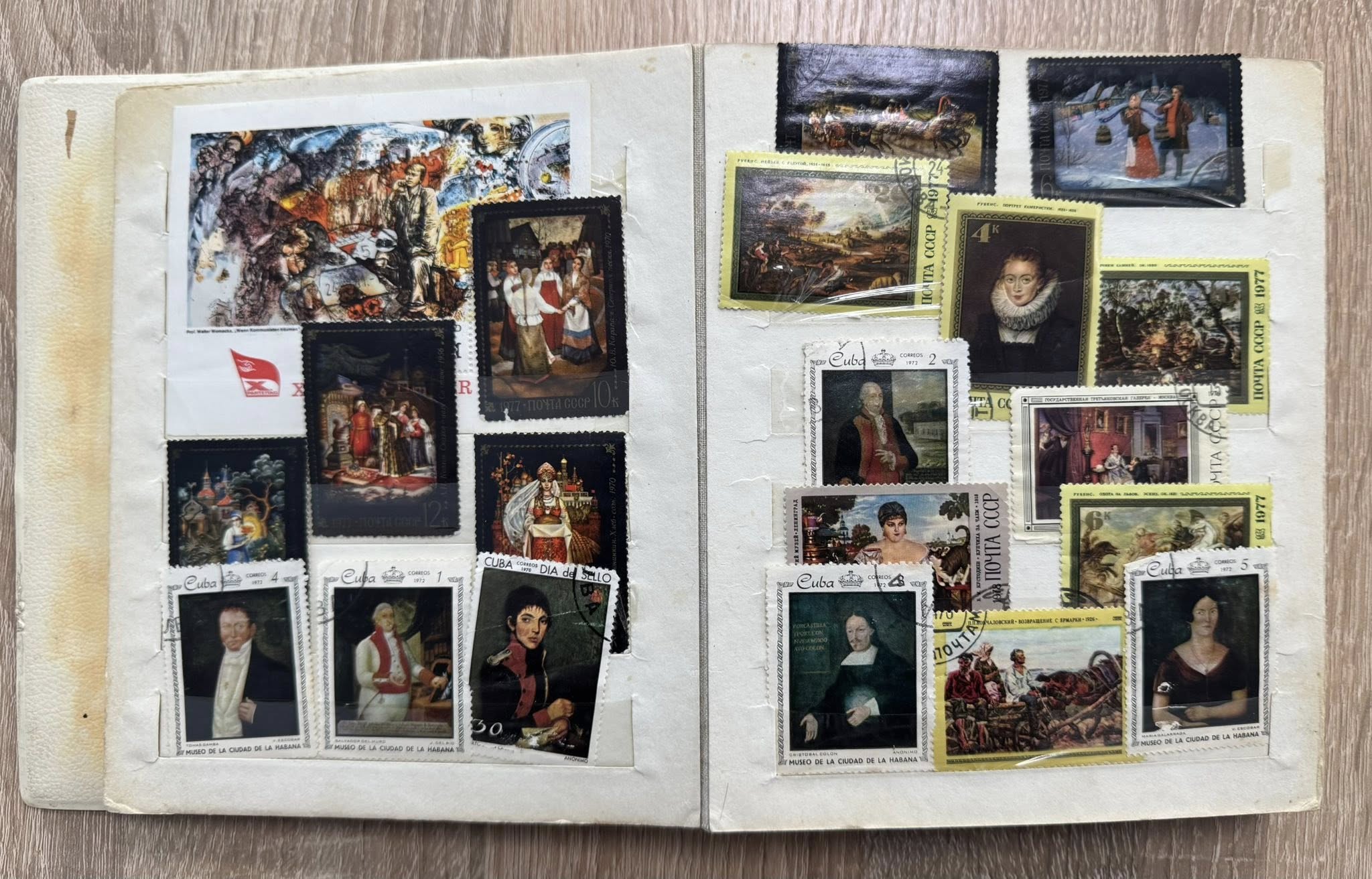 Вінницькі митники запобігли незаконному вивезенню колекції поштових марок