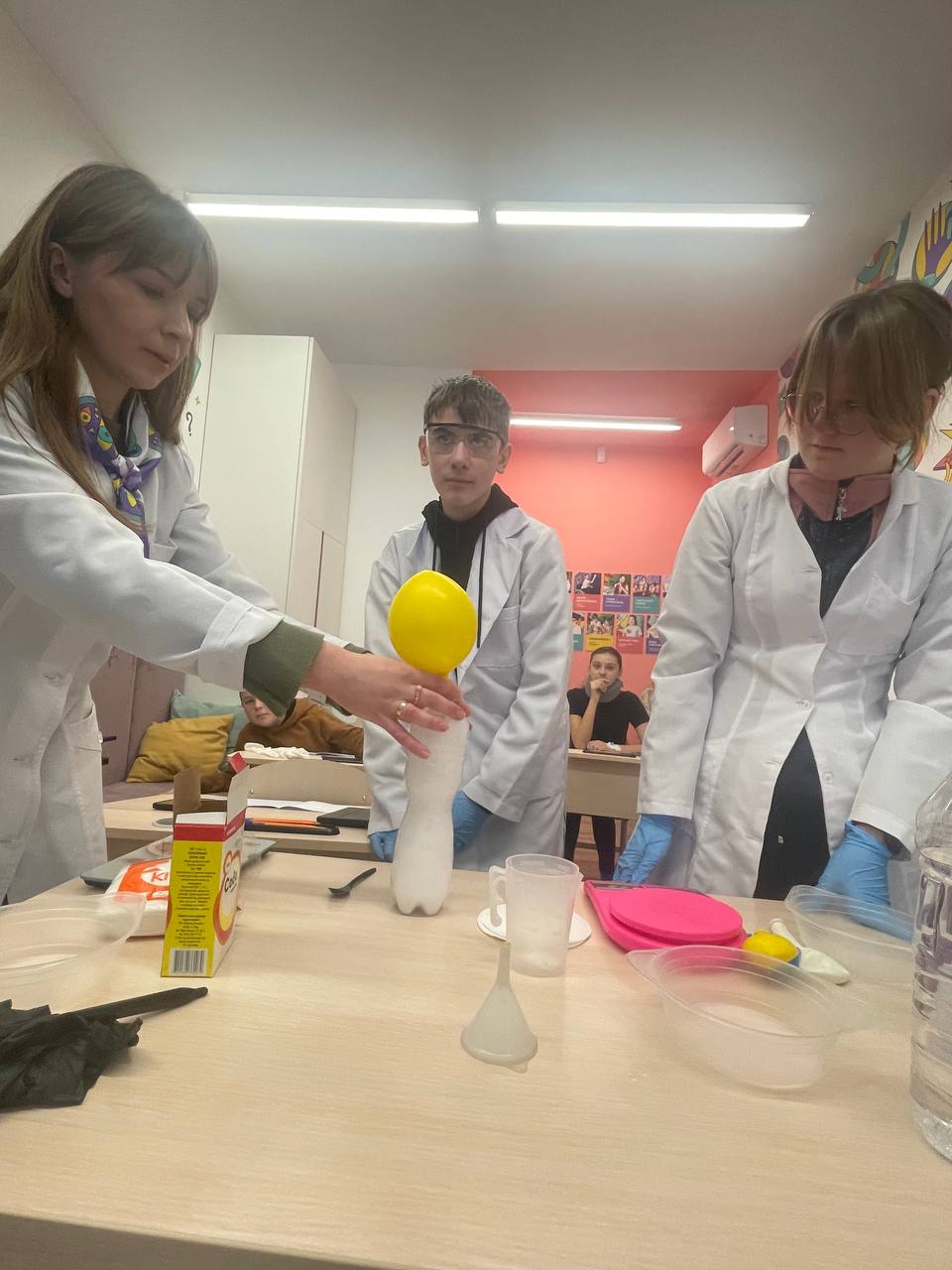 У «Школі супергероїв» на базі Вінницької обласної дитячої лікарні навчається більше пів тисячі учнів