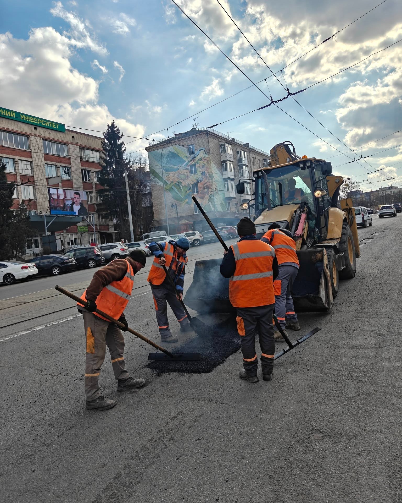 У Вінниці триває ремонт доріг