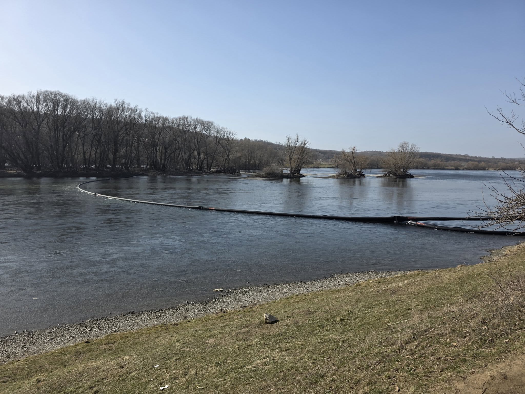 Вінницькі екологи обстежили русло річки Дністер