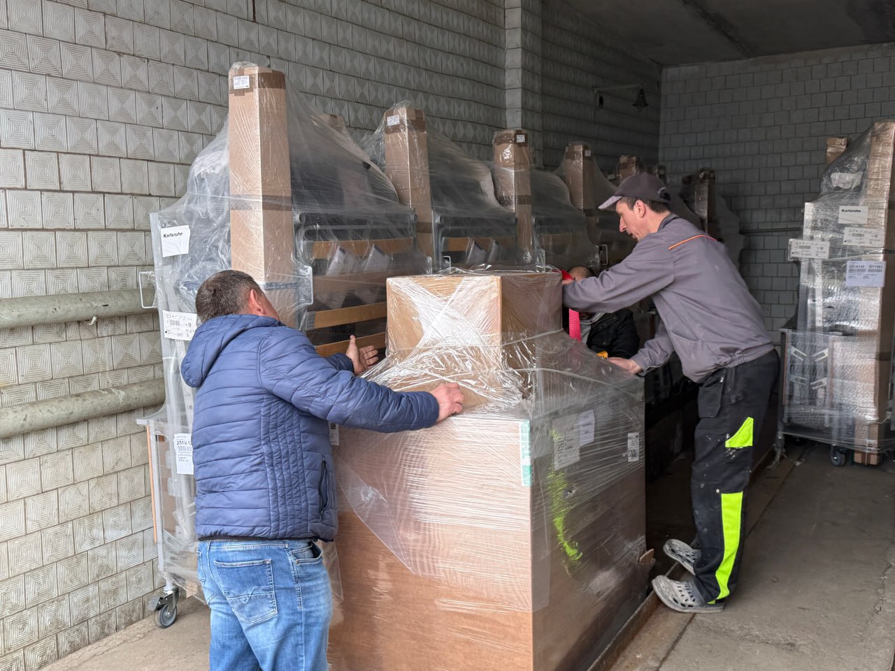 Вінниця отримала гуманітарний вантаж від міста-побратима Карлсруе