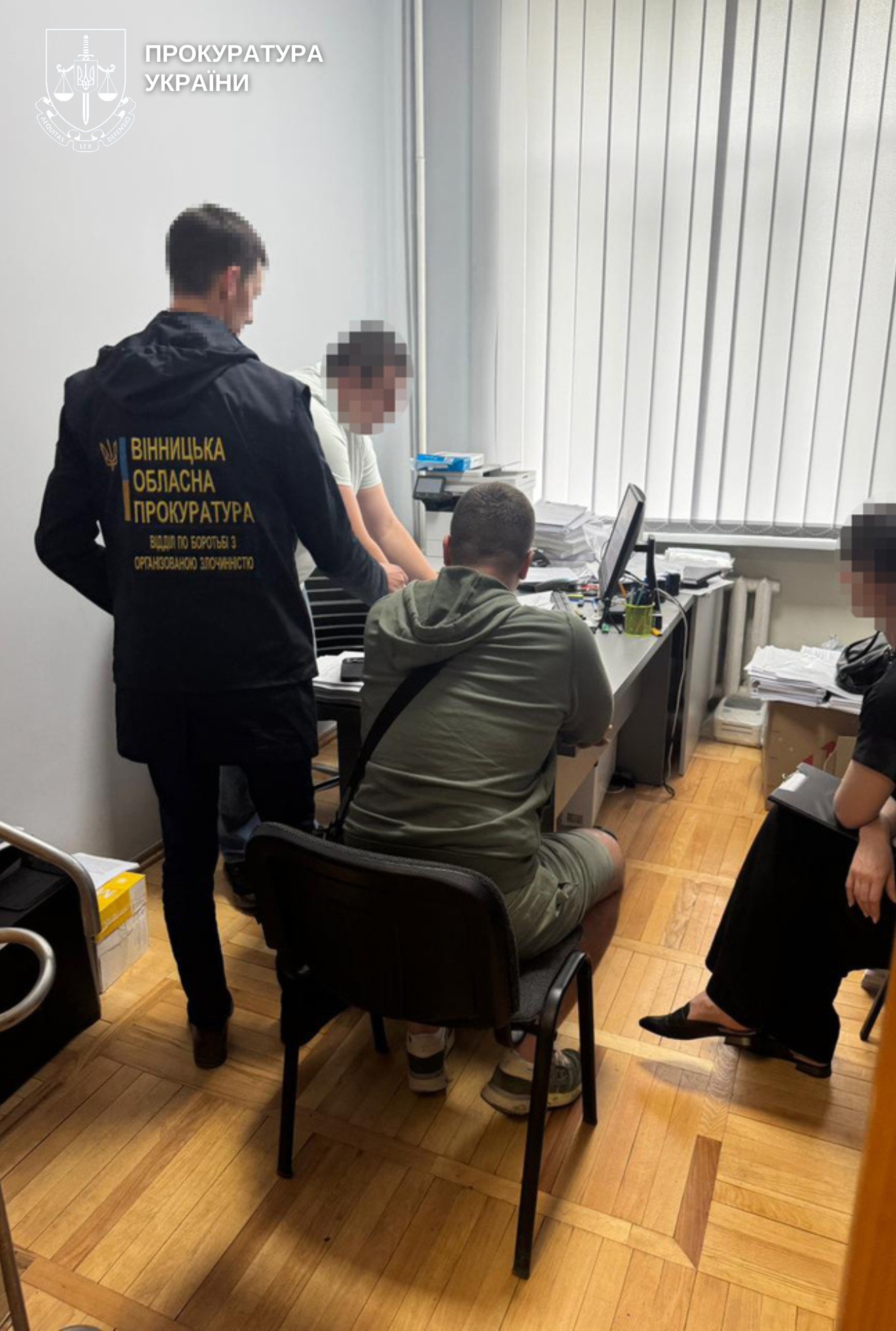 На Вінниччині ліквідували незаконну мережу торгівлі вейпами