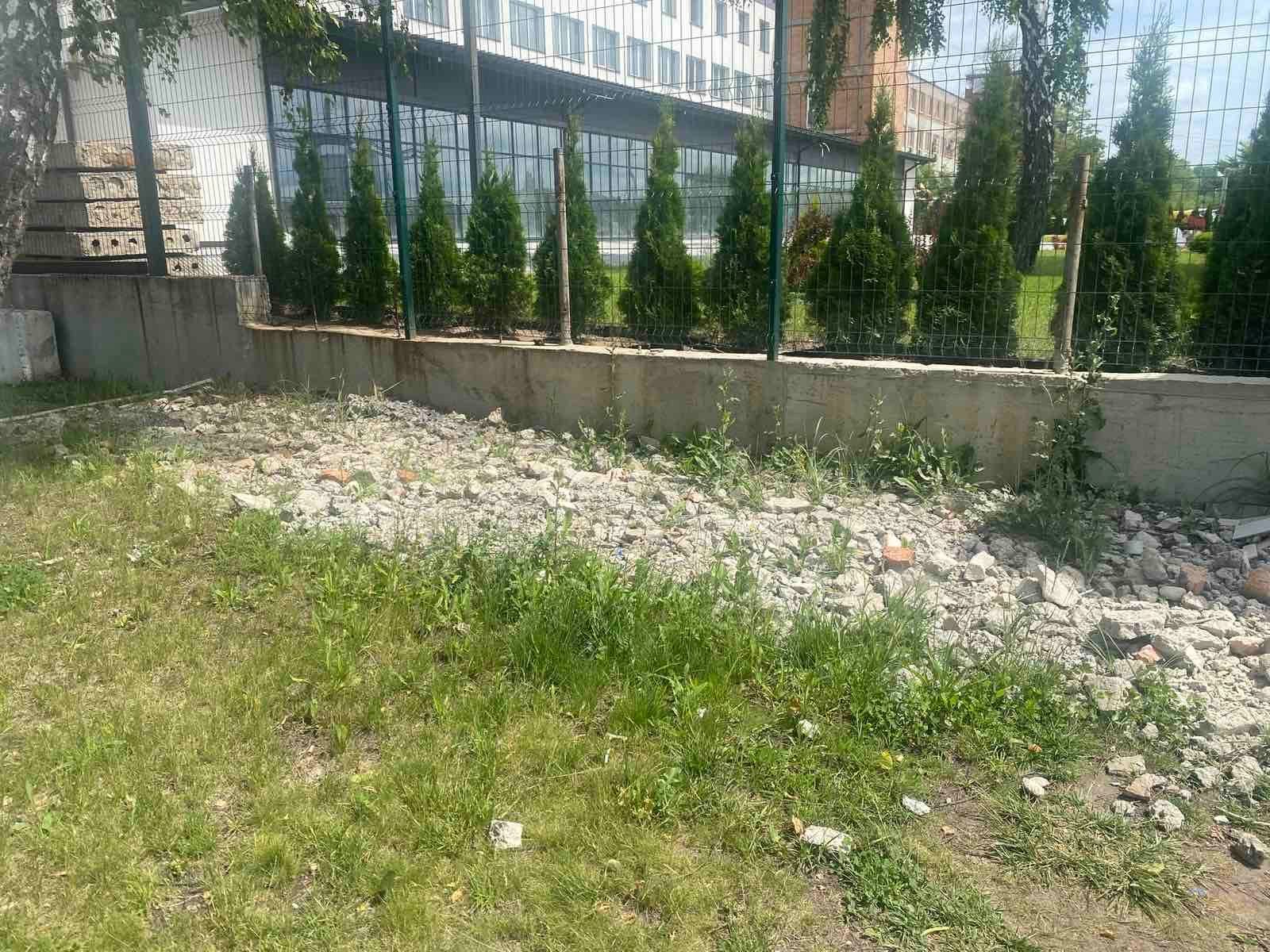 Будівельне сміття викидали на одній із вулиць Вінниці – порушника оштрафували