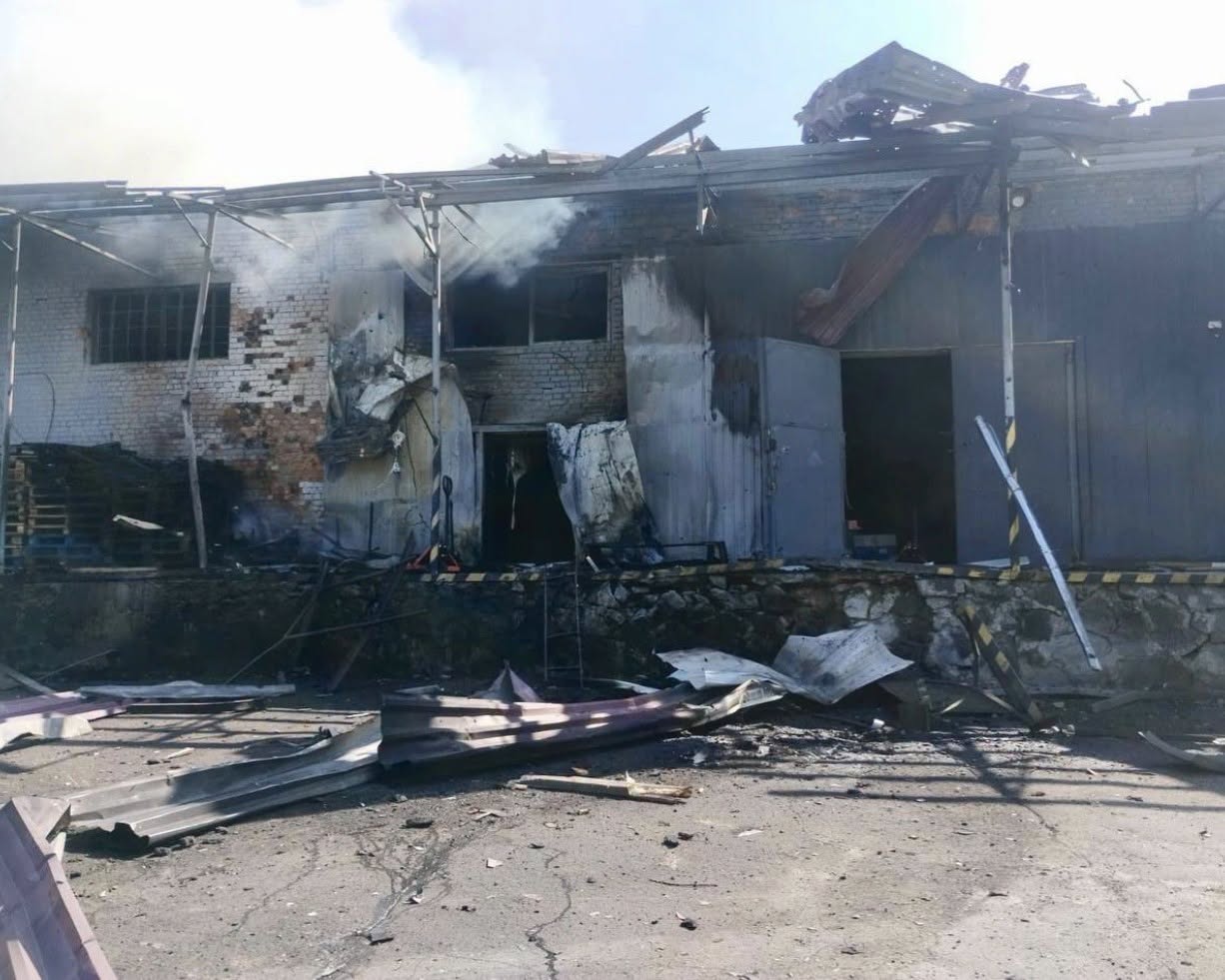 Жительці Вінниччини допомогли відновити паспорт, який згорів через російський обстріл