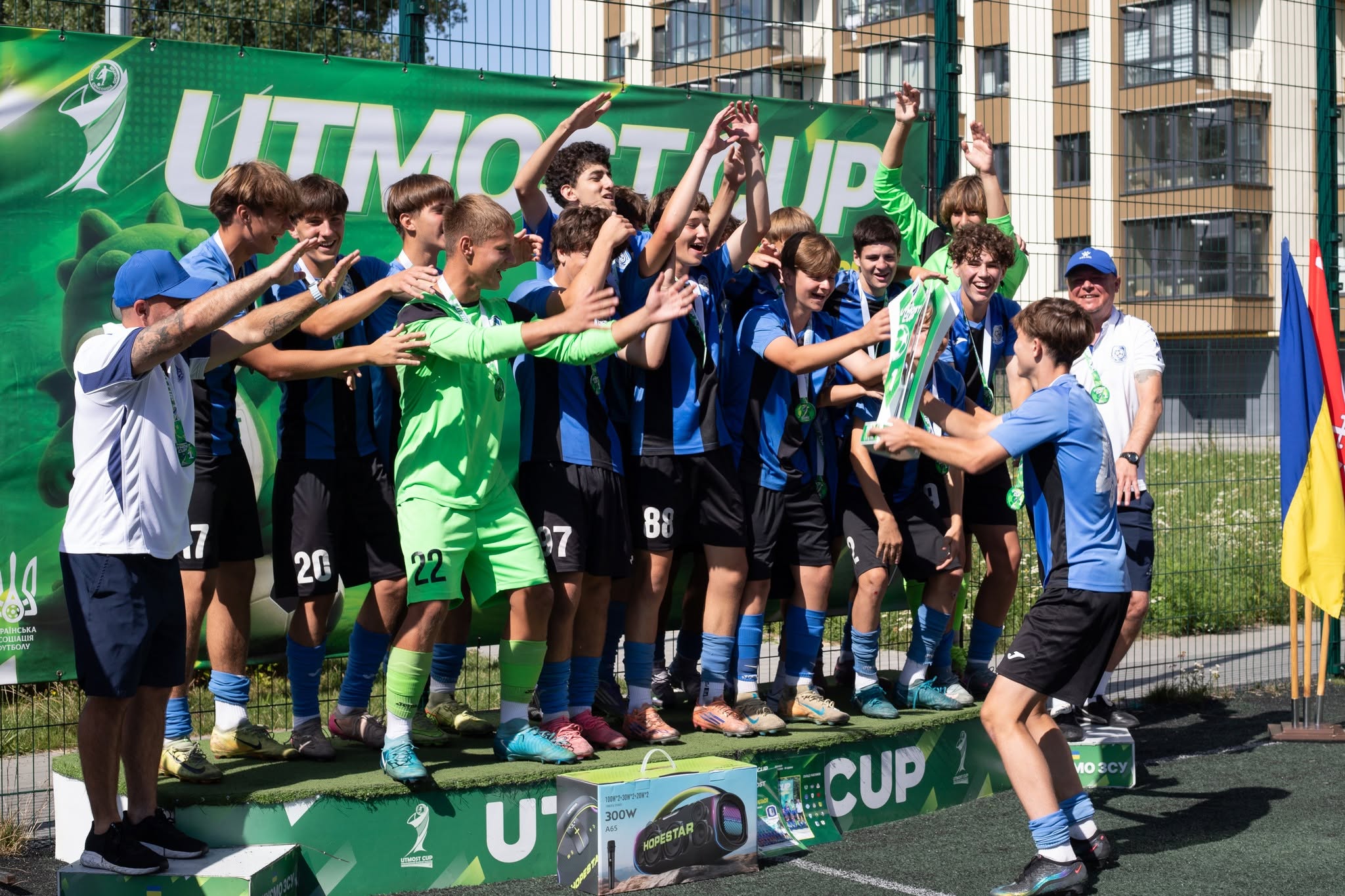 17 команд з усієї України змагалися у Вінниці за нагороди Utmost Cup