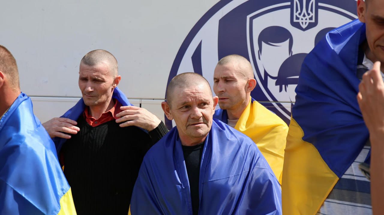 Додому з російського полону повернулося шестеро бійців з Вінниччини