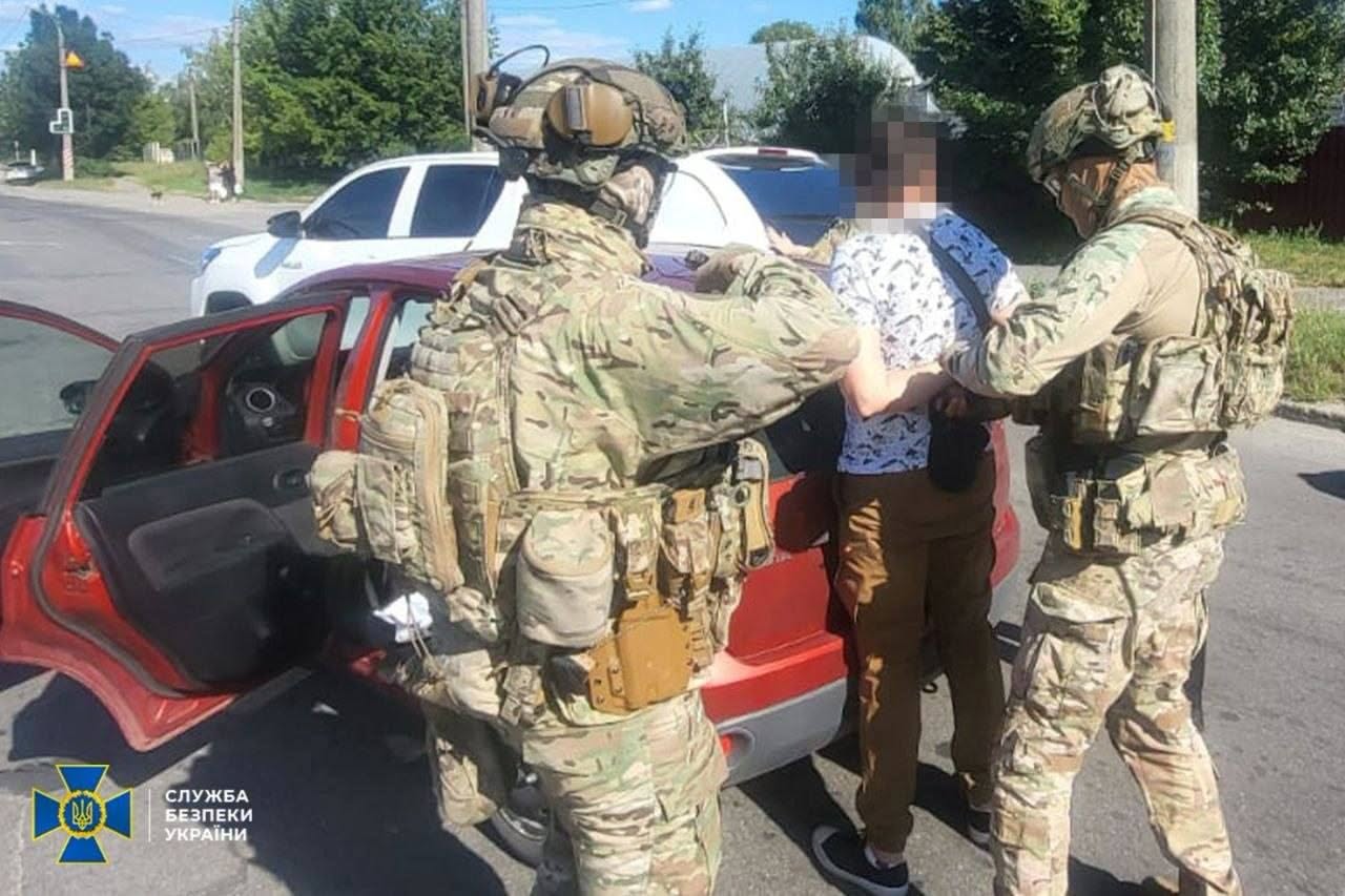 На Вінниччині військовий за $9,5 тисячі допомагав мобілізованим незаконно залишати військову частину — СБУ