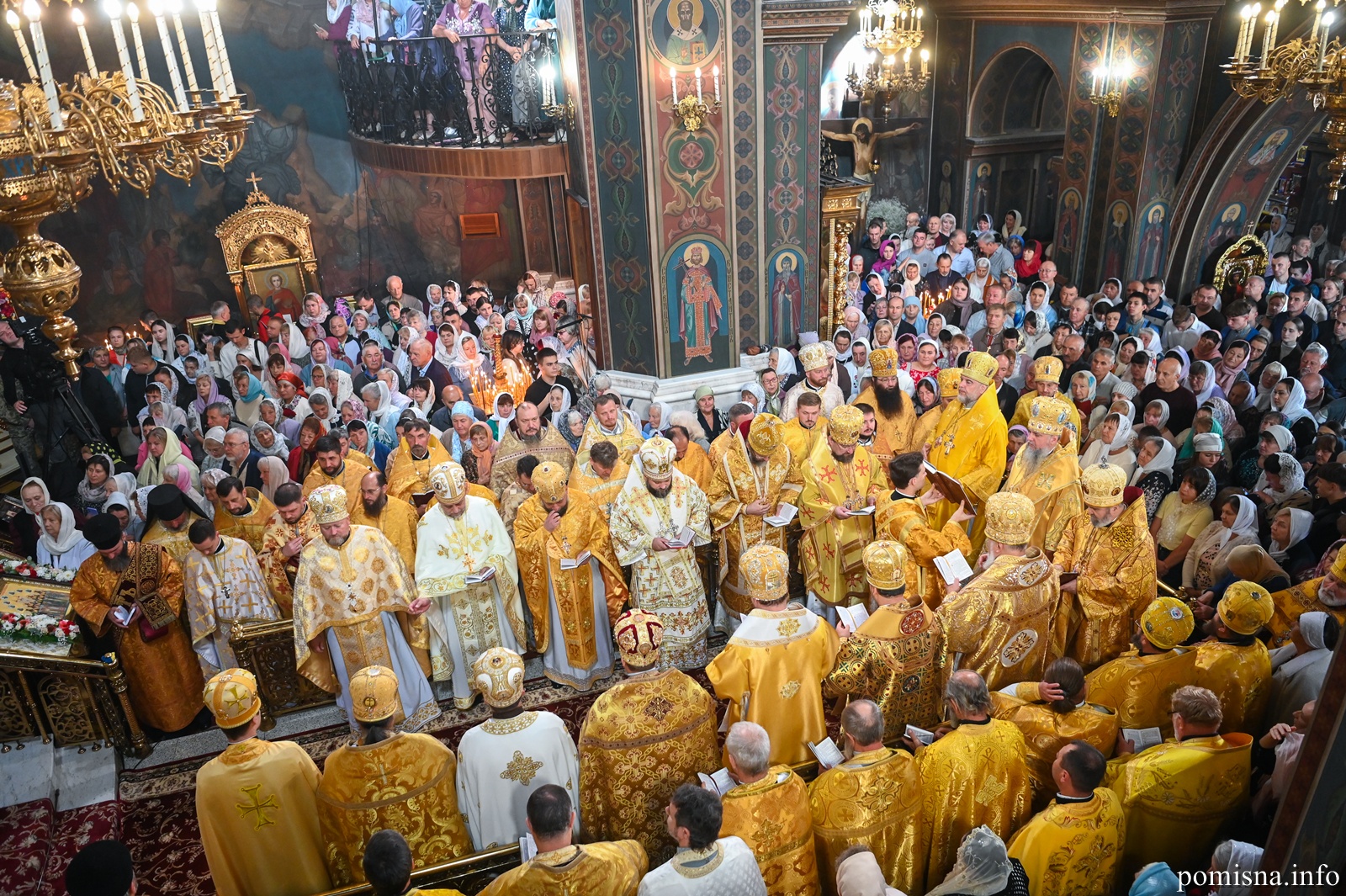 Епіфаній очолив літургію у кафедральному соборі Вінниці