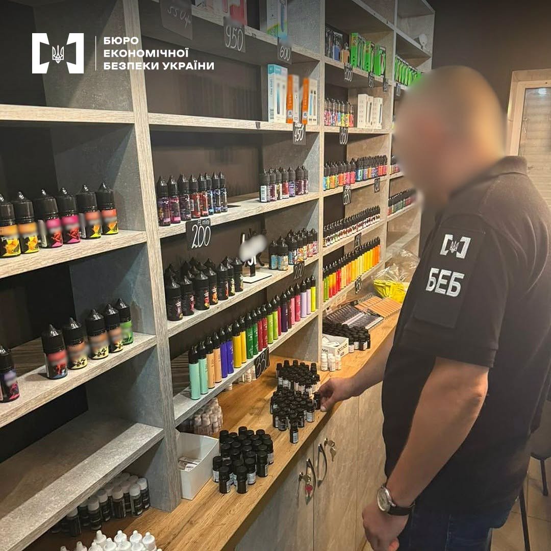 На Вінниччині викрили дві точки продажу нелегальних рідин для вейпів