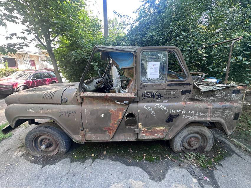 Ще 10 автомобілів у Вінниці можуть перемістити на майданчик зберігання
