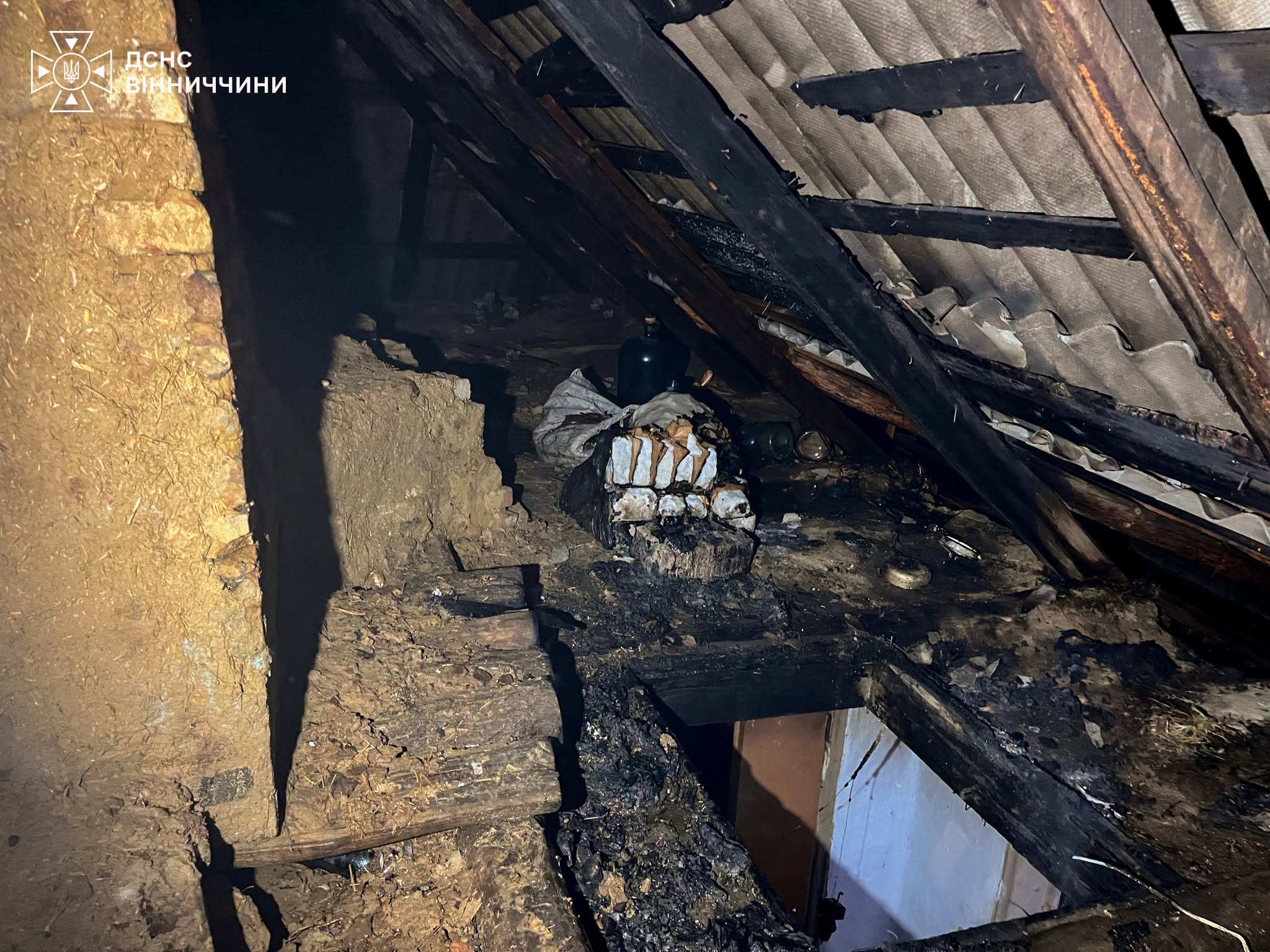 Через необережність з вогнем на Вінниччині загинула літня жінка