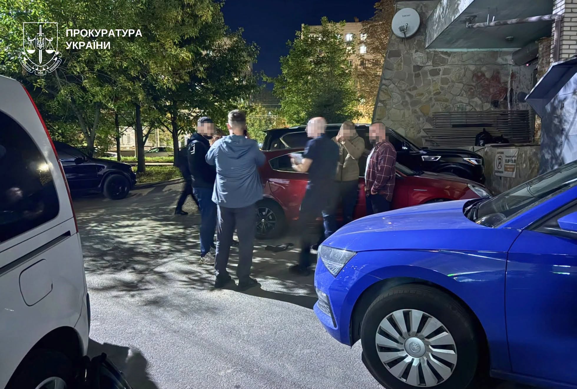 На Вінниччині працівник судової охорони сприяв військовозобов'язаним у незаконному перетині кордону