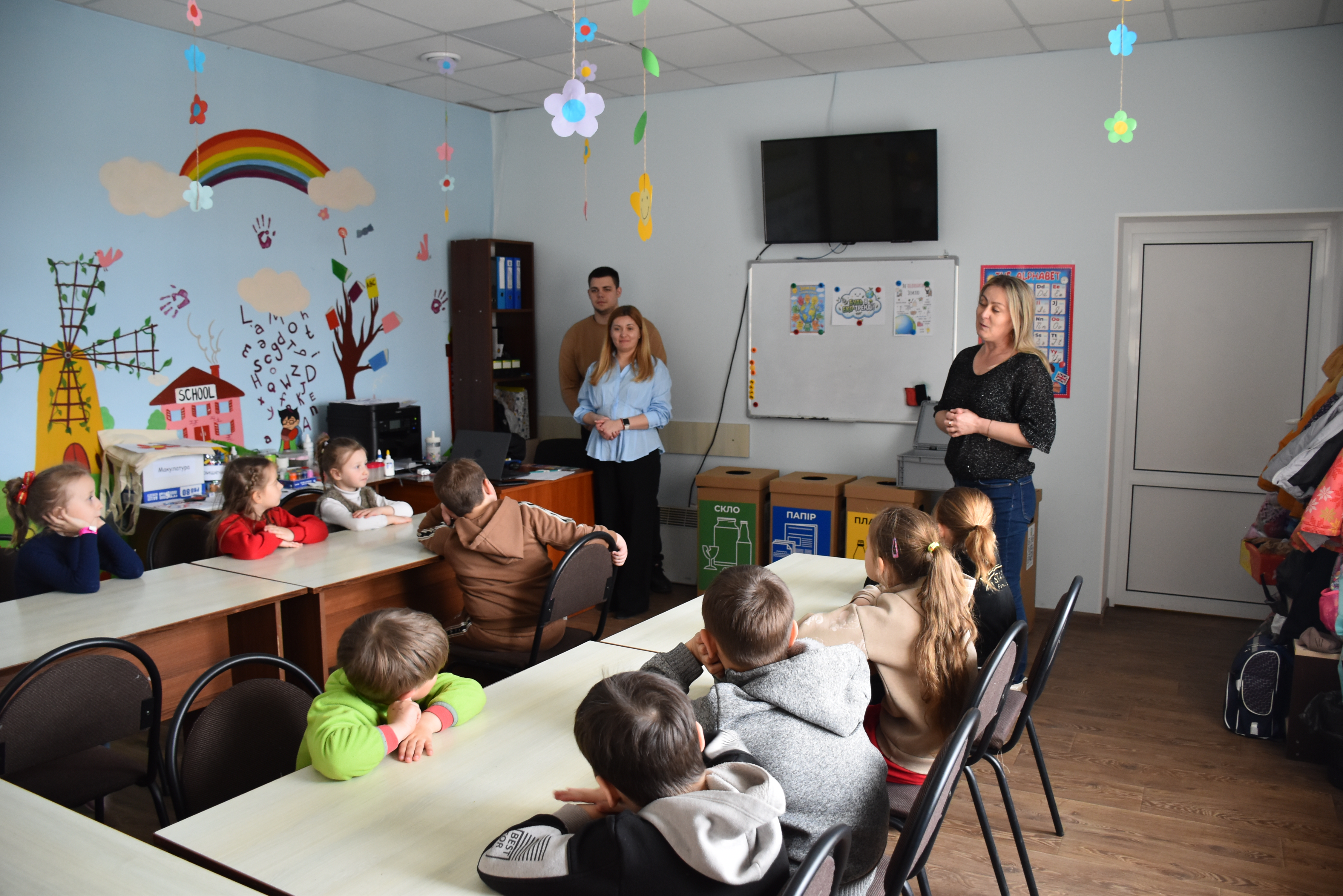 У Вінниці до Дня Землі малечу навчали сортувати сміття та створювати авторські екосумки