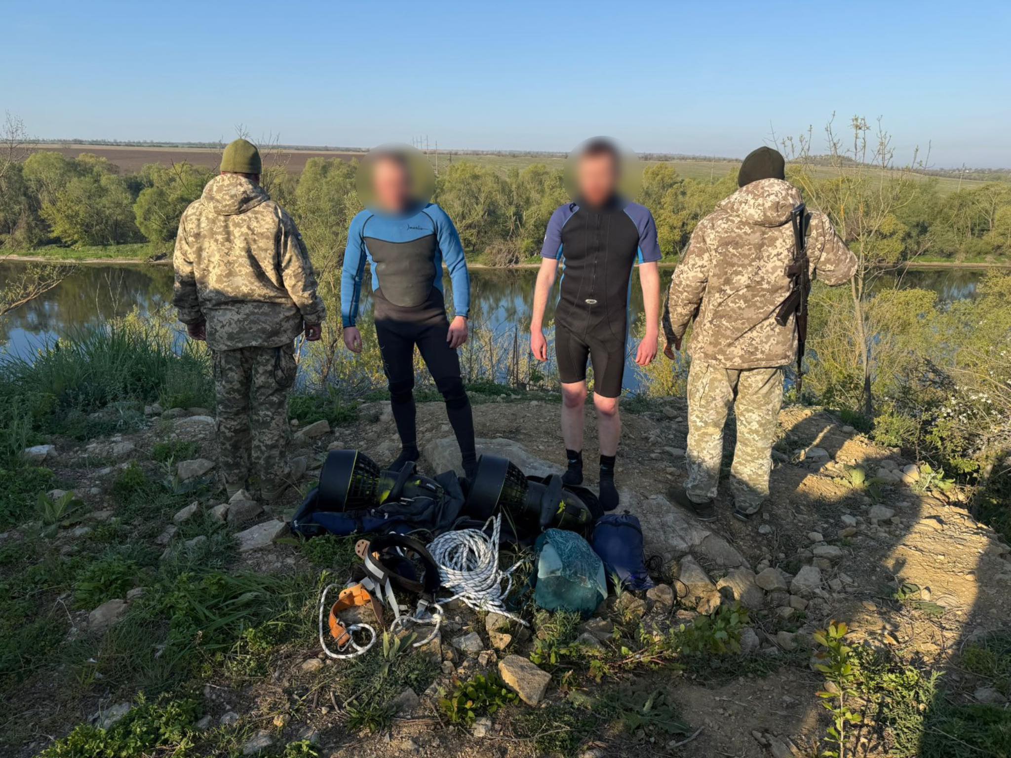 Прикордонники Вінниччини зупинили "альпіністів", які намагались перетнути кордон з Молдовою